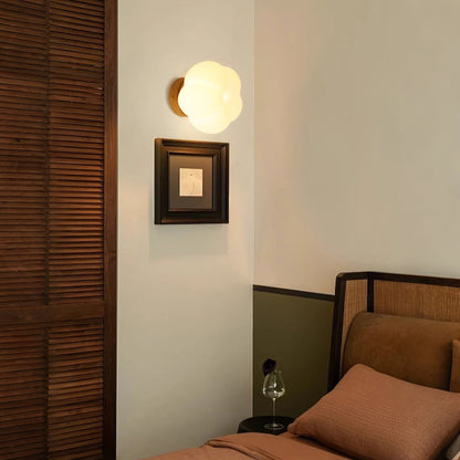 Eye-Comfort Full Spectrum Flower Shape Wall Light, Natural Daylight Quality, No Flicker, 3CCT