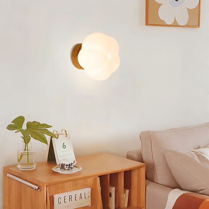 Eye-Comfort Full Spectrum Flower Shape Wall Light, Natural Daylight Quality, No Flicker, 3CCT